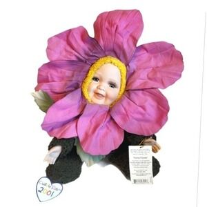 Cuddles 2001 Fiona Flower Baby Doll Figurine Porcelain Face‎